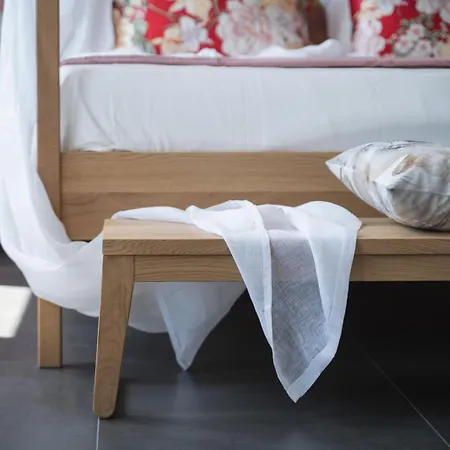 Namuri Downtown Bed & Breakfast *